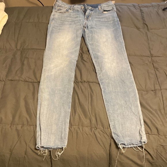 Old Navy Light Wash Rockstar Super Skinny Jeans Size 2 - Picture 1 of 4